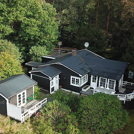 Peaceful Getaway In The Woods W/ Fireplace Åsljunga Εξωτερικό φωτογραφία
