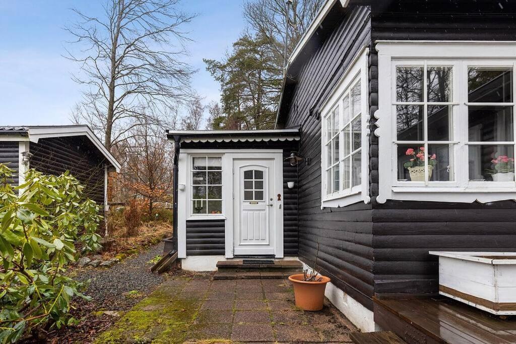 Peaceful Getaway In The Woods W/ Fireplace Åsljunga Εξωτερικό φωτογραφία