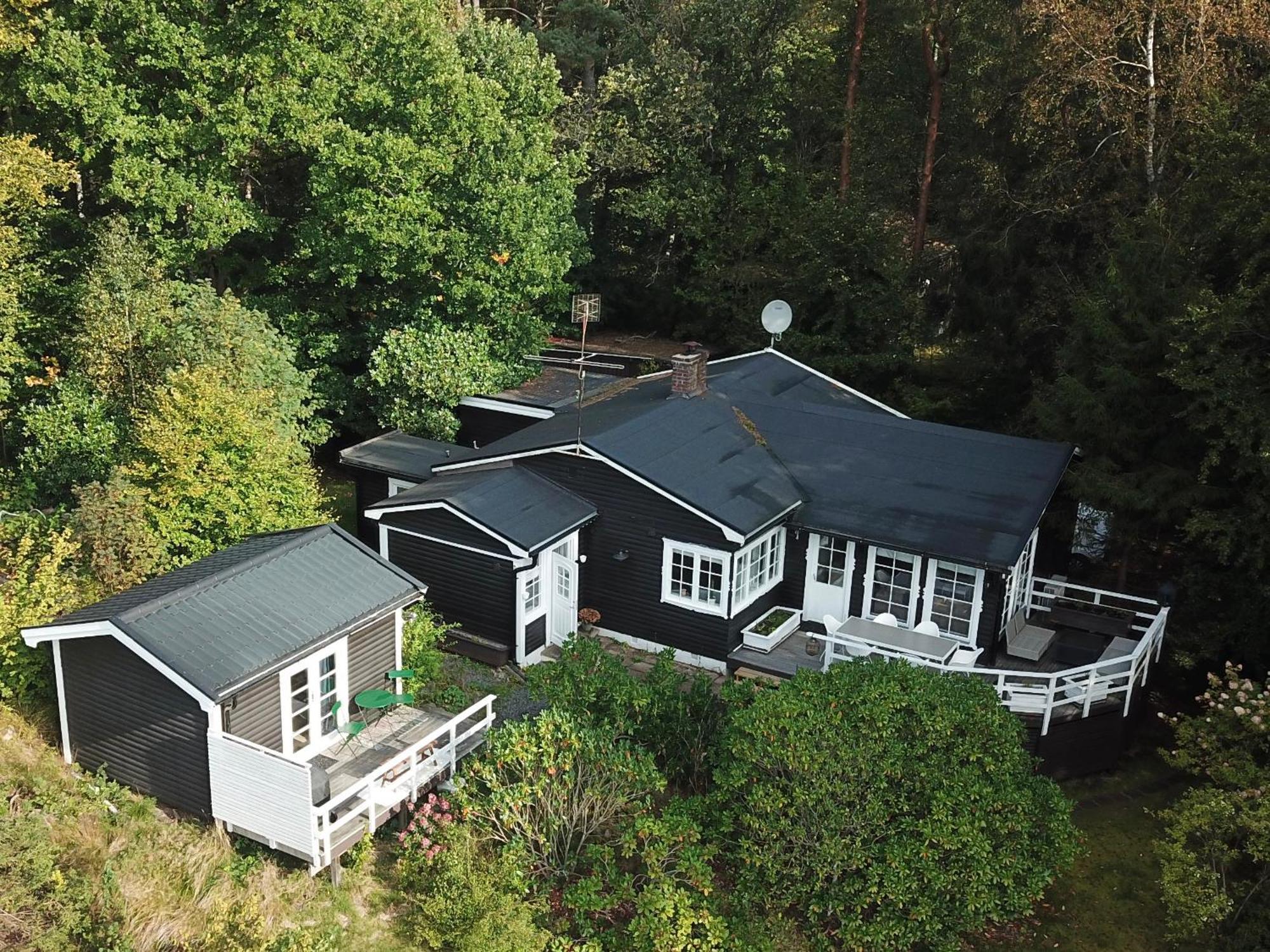 Peaceful Getaway In The Woods W/ Fireplace Åsljunga Εξωτερικό φωτογραφία